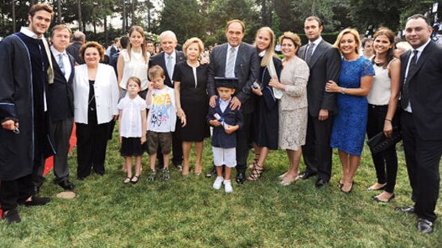 Demirörenler'in mutlu günü