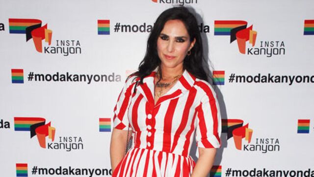 Moda partisine katıldı