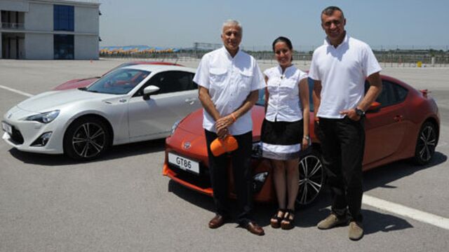 Ünlü rallici ortaya çıktı!