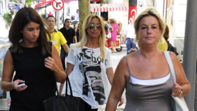 Anne - kız alışverişte