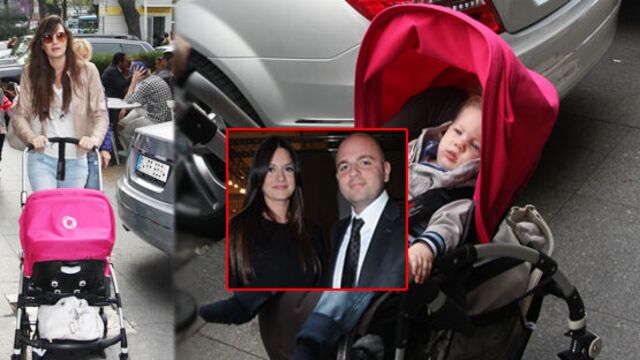 Emine bebekle Boğaz'da