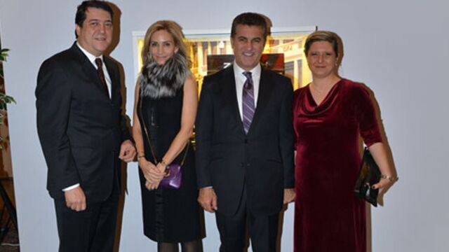 Özel sergiye özel açılış