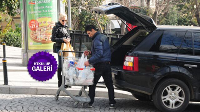Nişantaşı'nda yılbaşı alışverişi