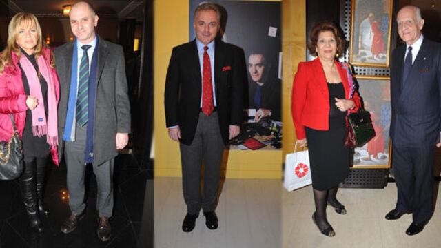 Sanatseverler Pera'da...