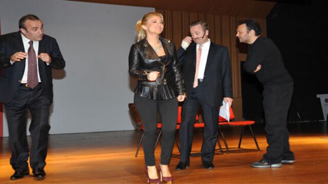 Sosyete yeniden sahnede