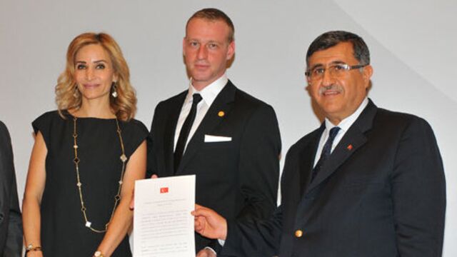 En genç fahri konsolos