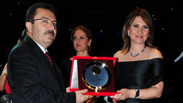 TEYEV'den ödül dolu balo