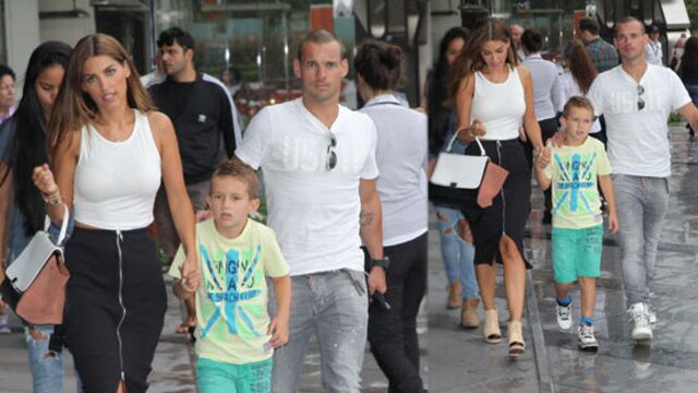 Sneijder Ailesi alışverişte