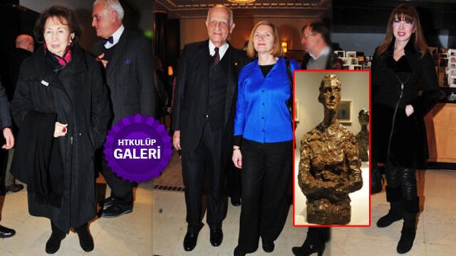 10. yıla özel iki sergi 