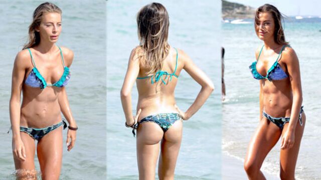 Alessia İbiza'da...