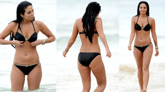 Siyah bikinili Tulisa...