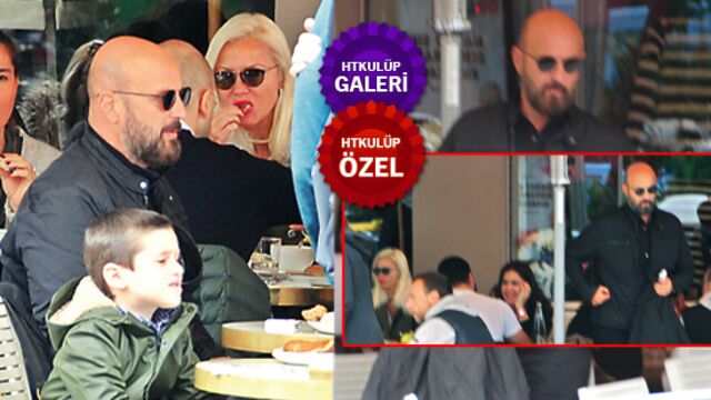 İki yabancı...