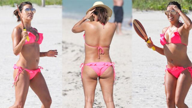 Plajda tenis maçı