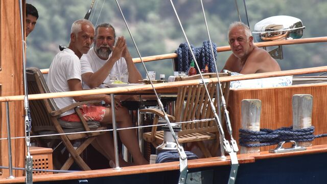 Teknede sohbet...