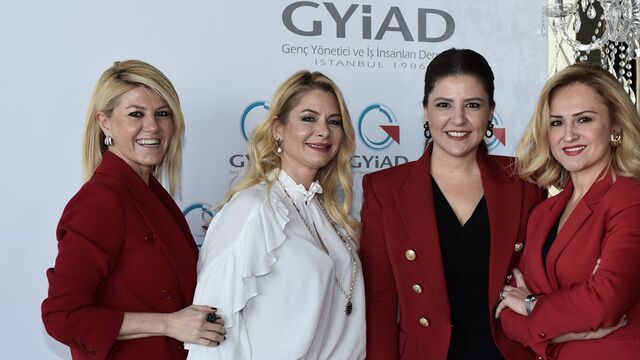 ‘Kendi hikayesini yazanlar’