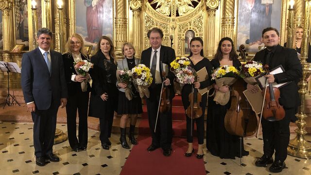 Depremzede çocuklara konserli destek