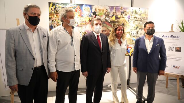 Sanatseverlerden Vakt-i Fener’e büyük ilgi