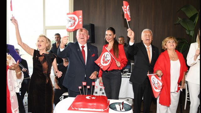 Böbrek Vakfı'ndan Cumhuriyet balosu...