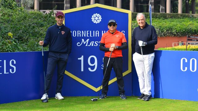 Golf tutkunları sahada...
