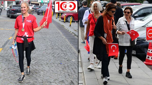 Sokaklarda Cumhuriyet Bayramı kutlaması...