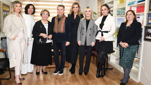Güçlü kadınlardan “Eğitime Destek”