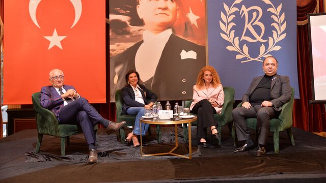 "Meme Kanseri Bilinçlendirme ve Farkındalık" paneli 