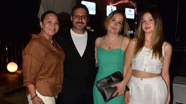 Fashion Show göz kamaştırdı