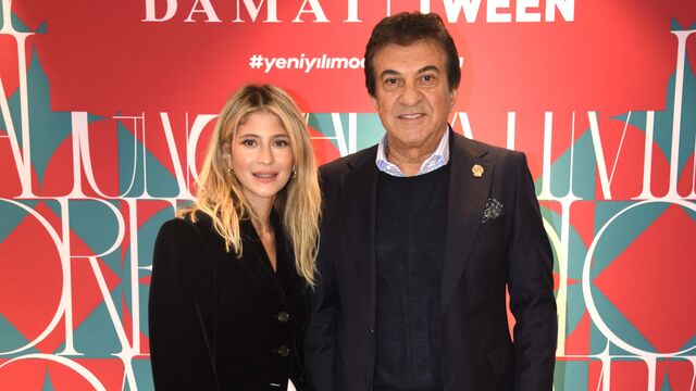 Yeni yılı modayla kutladılar...