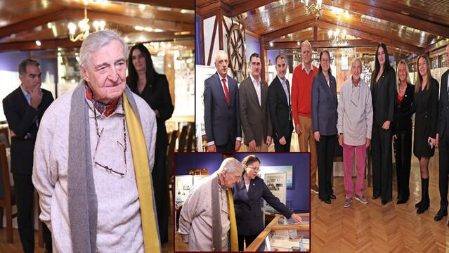 Koç, “Gastronomi ve Deniz” sergisini gezdi