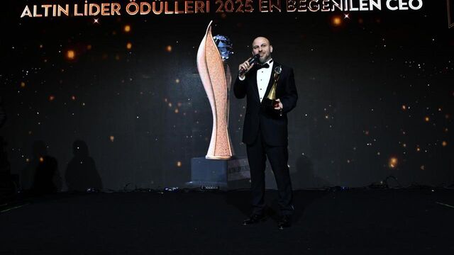 Vardar “Altın Lider” seçildi
