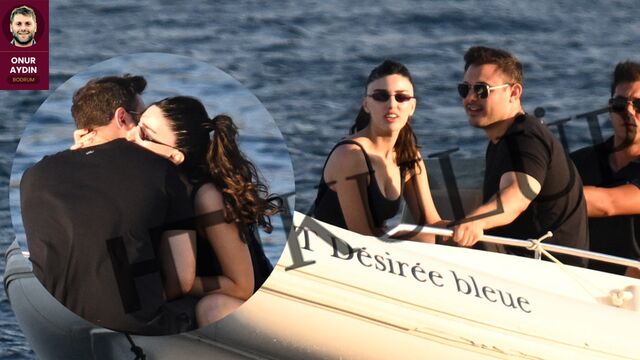 Sevgilisiyle Bodrum sularında...