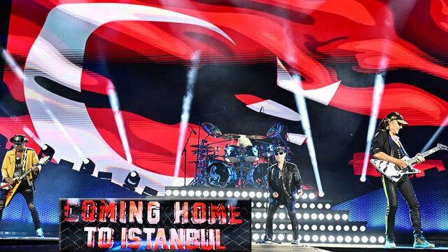 33 yıl sonra İstanbul'da konser...