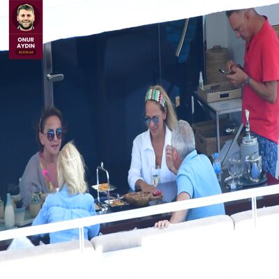Mavi sularda tatil devam ediyor...
