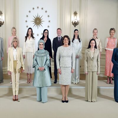 Emine Erdoğan liderlerin eşlerini Çankaya Köşkü'nde ağırladı