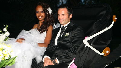 Türkiye'nin tek siyahi mankeni de evlendi