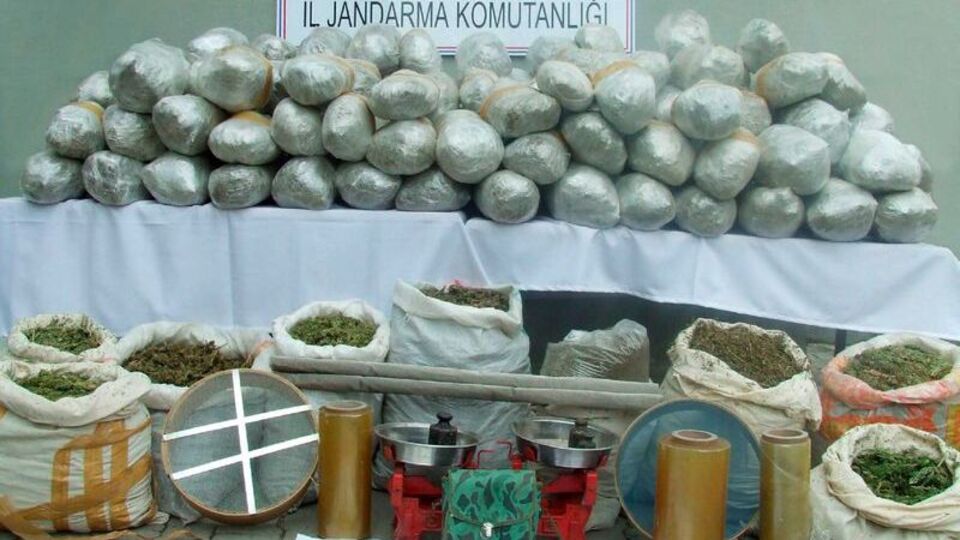 Diyarbakır'da büyük uyuşturucu operasyonu
