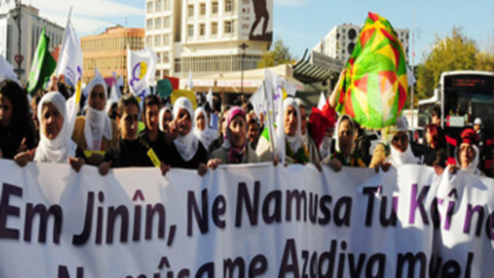 Camide hutbe gerginliği