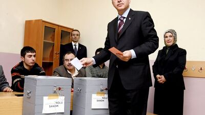 AK Parti'den "şeffaf sandık" önerisi