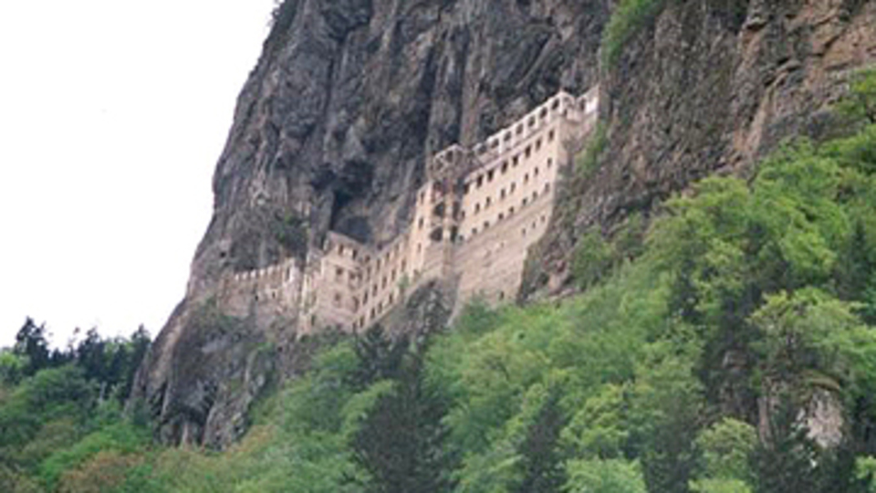 Sümela ve St. Paul sırada