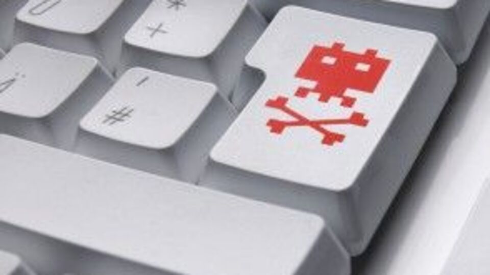 Dikkat pornocu virüs