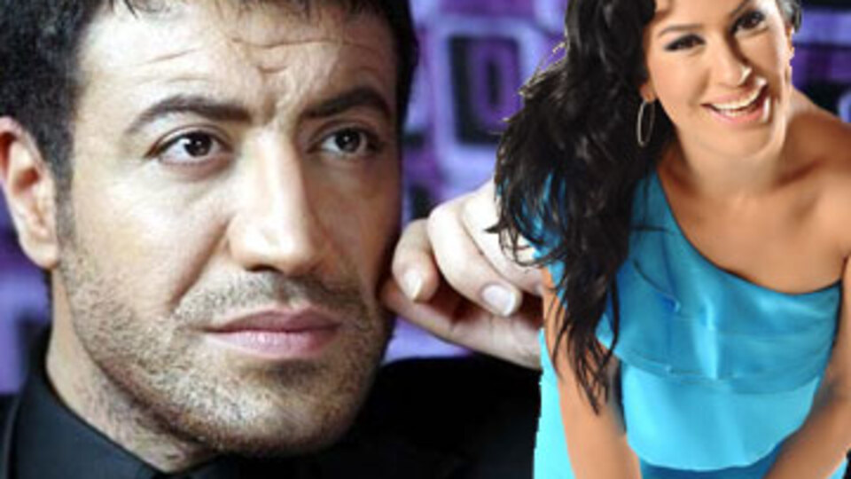 "Telefonun başında çaresiz bekliyorum"