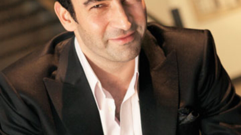 Ezel, Arda'nın gönlünü aldı