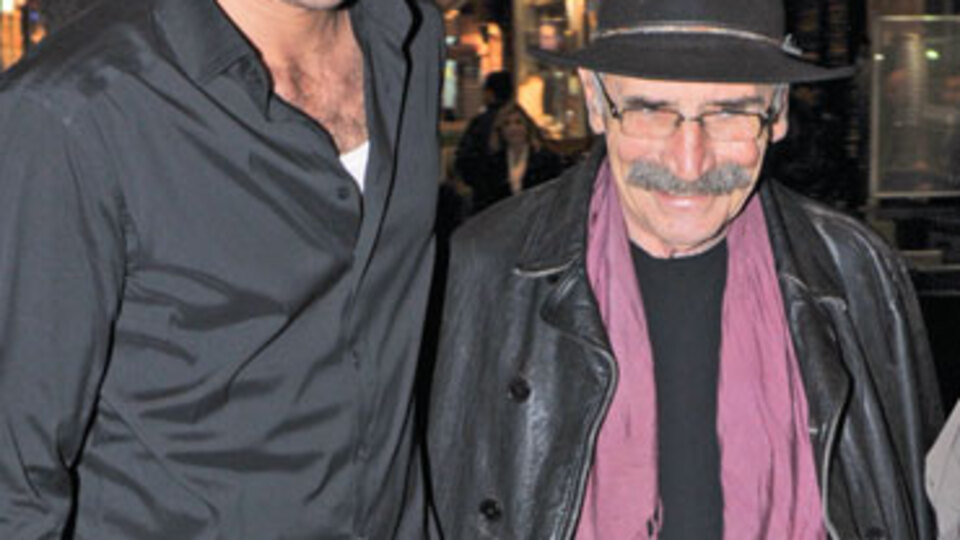 Ömer, Ezel'siz kaldı