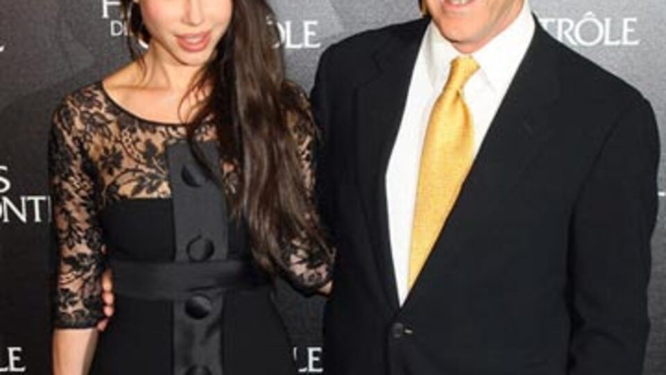 Sevgilisinin dişlerini kırmış