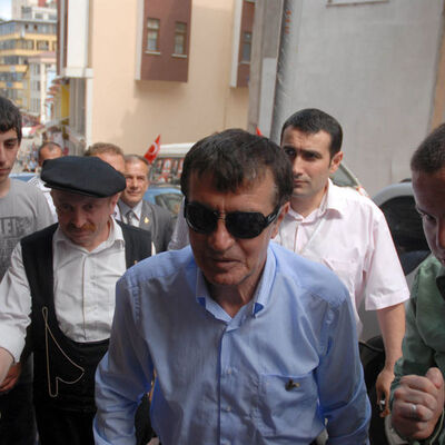 "Meclise girmeye aday bir partiyiz"
