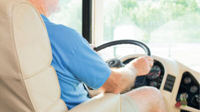 Türkiye'de 80 yaş üstü sürücülerin ehliyetleri iptal edilmeli mi?