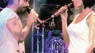 10 yıl sonra aynı sahnede