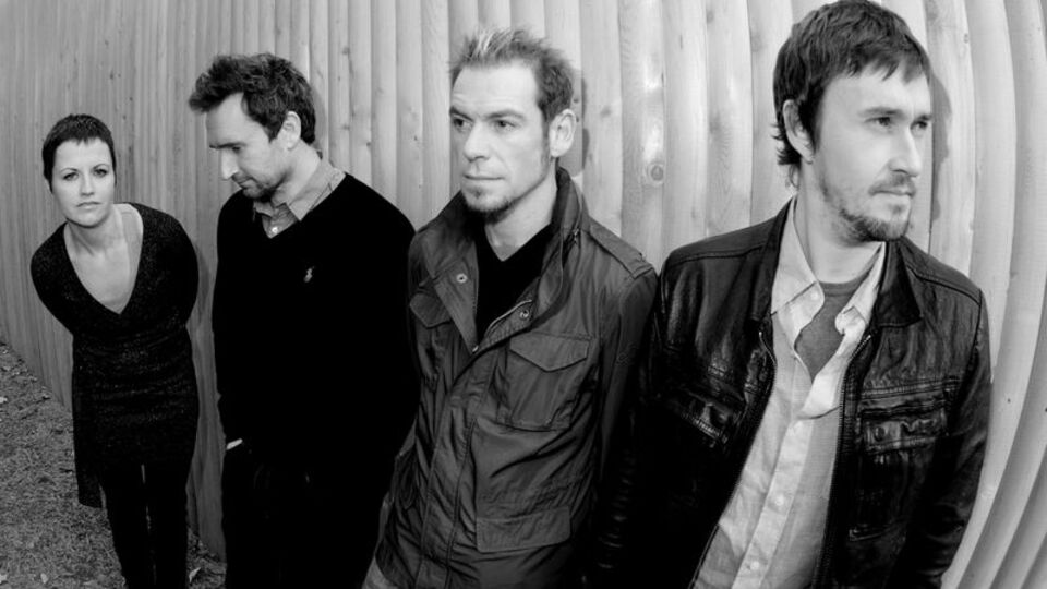 Cranberries'ten ilginç talepler