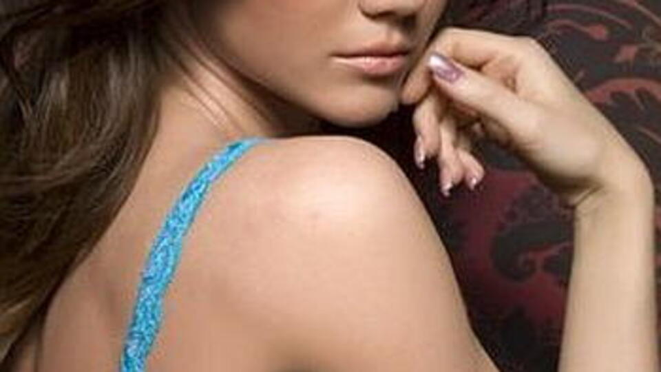 Kızıl ajana porno teklifi