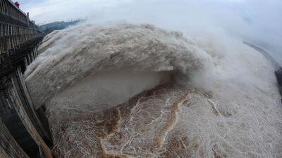 Dünyanın en büyük barajında sel alarmı